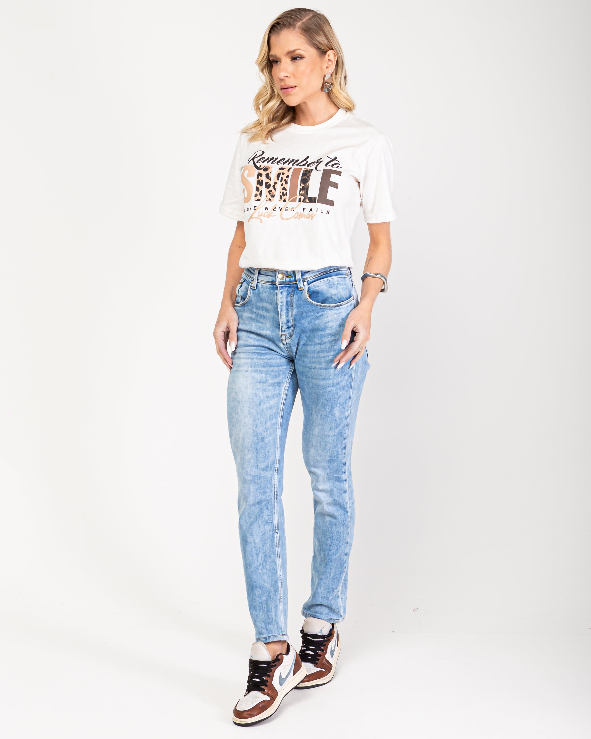 Remember to Smile - Camiseta Algodão Premium