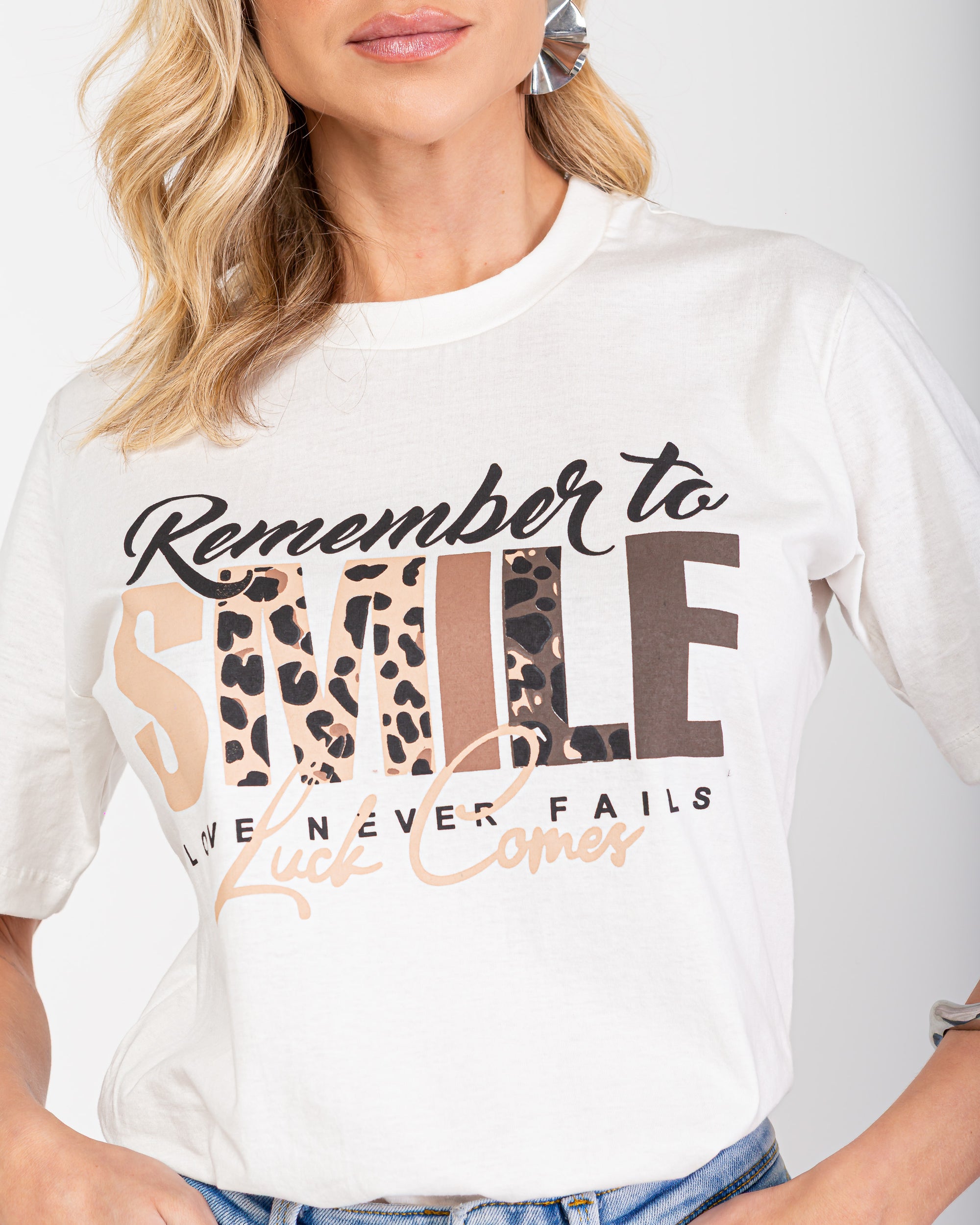 Remember to Smile - Camiseta Algodão Premium